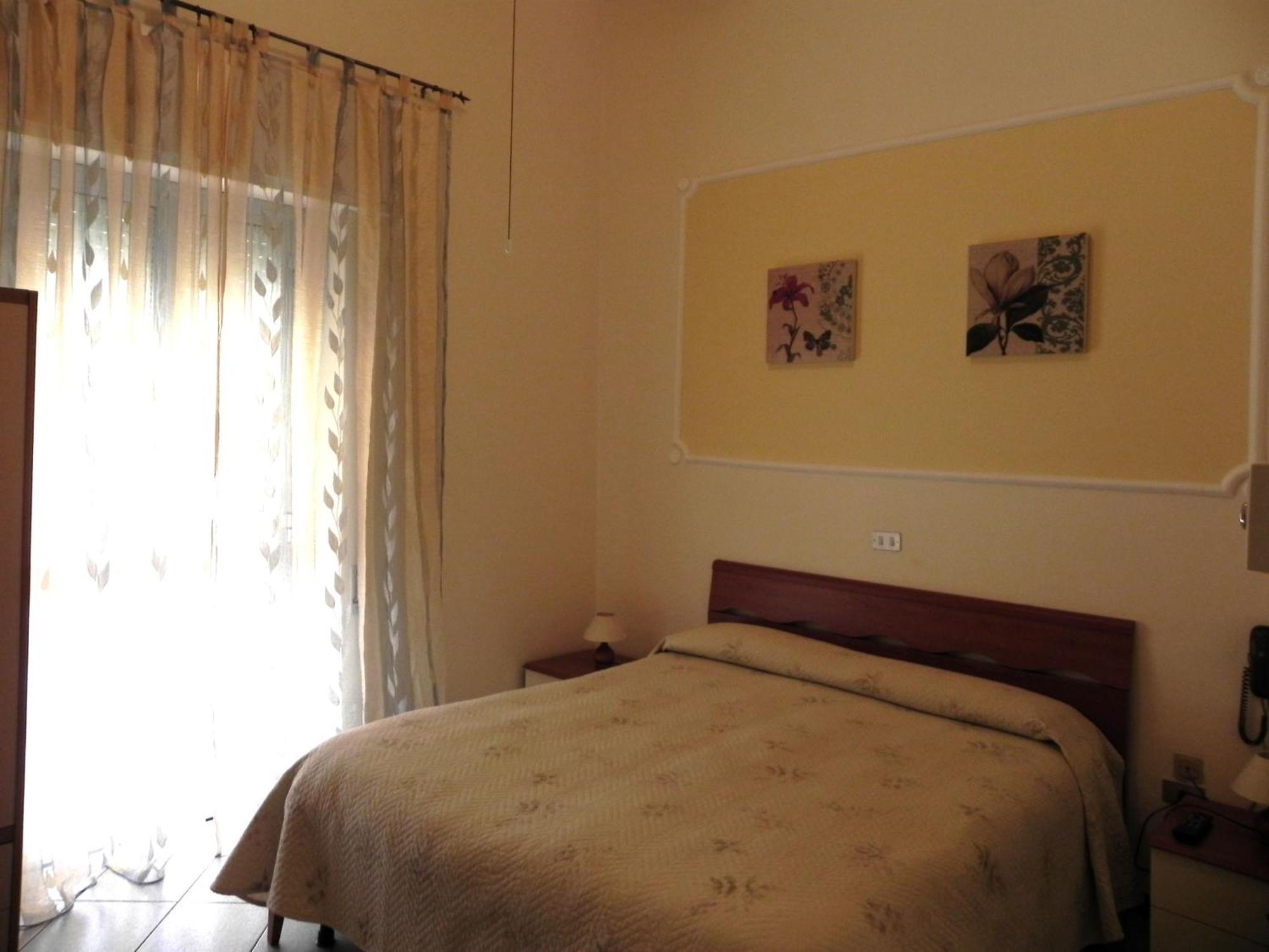 Hotel Ondina Viareggio Buitenkant foto