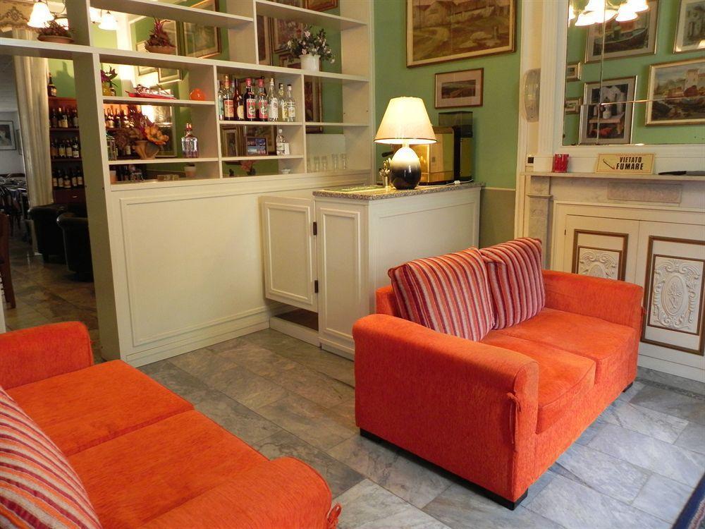 Hotel Ondina Viareggio Buitenkant foto